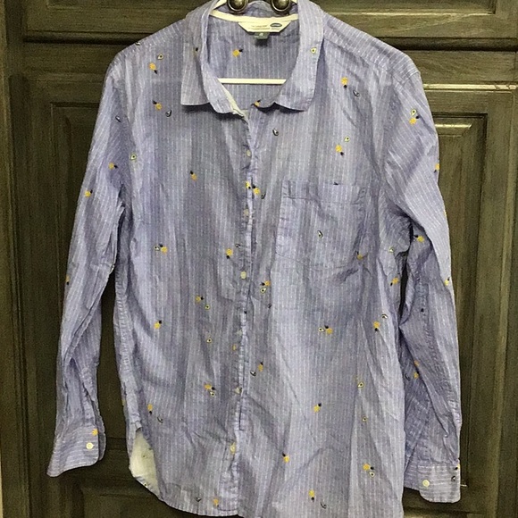Old Navy buttondown shirt - Picture 1 of 5